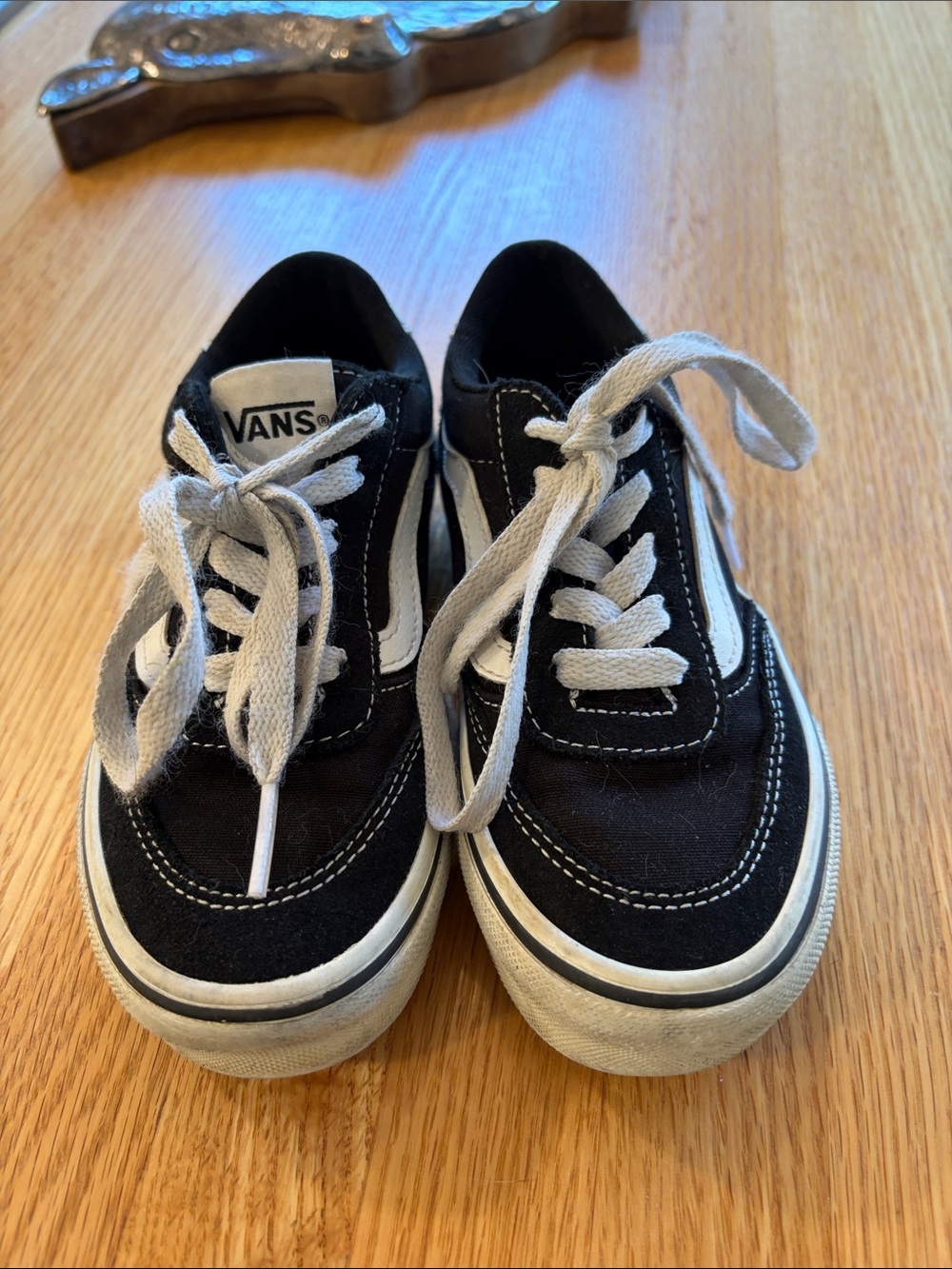 Vans Kids Black and White Low-Top Skate Sneakers size 12